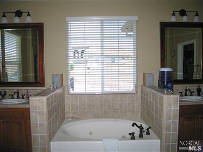 1767 Landmark Dr, Vallejo, CA 94591 photo 10