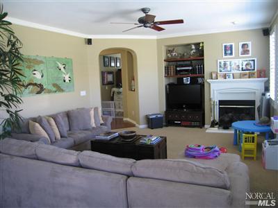 1767 Landmark Dr, Vallejo, CA 94591 photo 3