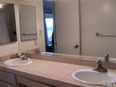413 Skyline Dr, Vallejo, CA 94591 photo 15