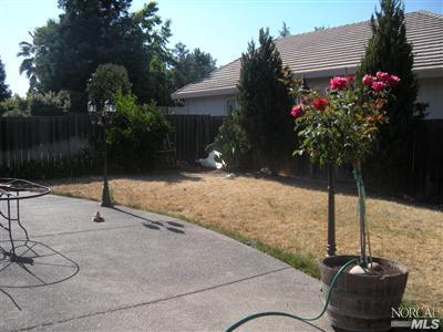 467 Quince St, Windsor, CA 95492 photo 3