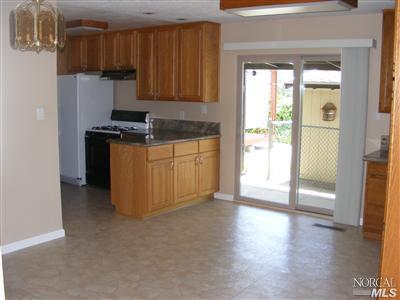 2502 Montclair Ct, Pinole, CA 94564 photo 5