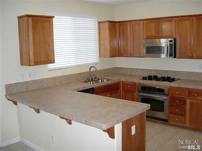 5023 Day Dr, Fairfield, CA 94533 photo 4