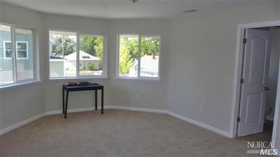 1643 E St, Napa, CA 94559 photo 5