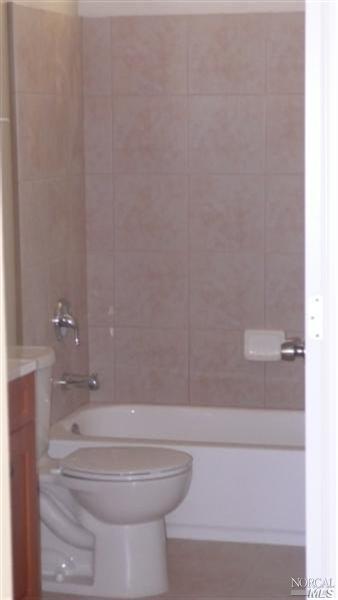 1643 E St, Napa, CA 94559 photo 9