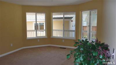 1643 E St, Napa, CA 94559 photo 4
