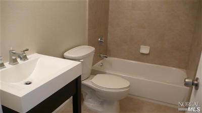 1643 E St, Napa, CA 94559 photo 7