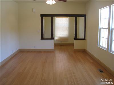 1532 E St, Napa, CA 94559 photo 4