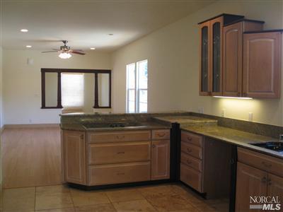 1532 E St, Napa, CA 94559 photo 3