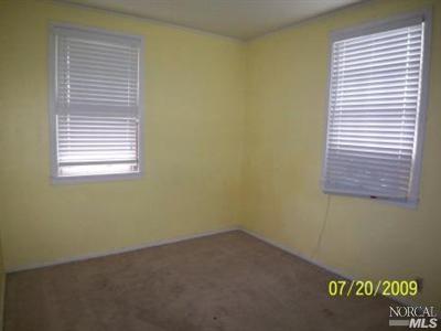 34 Selfridge St, Vallejo, CA 94590 photo 4