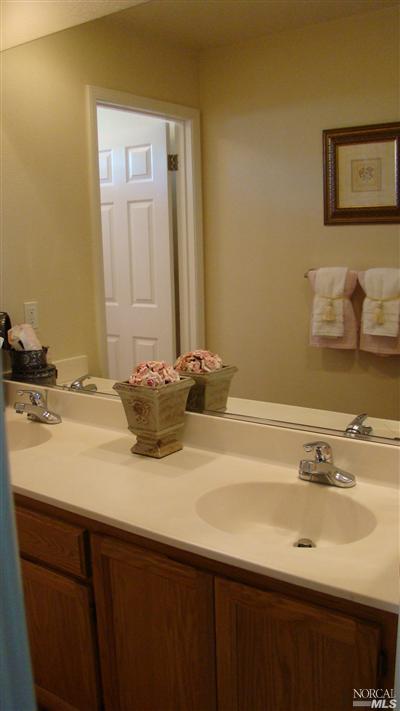 1505 Golf Course Dr, Windsor, CA 95492 photo 9
