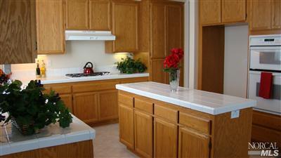 1505 Golf Course Dr, Windsor, CA 95492 photo 3