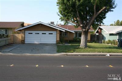 112 Markham Ave, Vacaville, CA 95688 photo 1