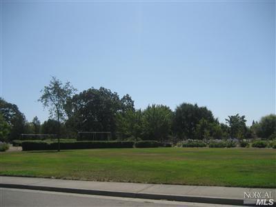 319 Sugar Maple Ln, Windsor, CA 95492 photo 3