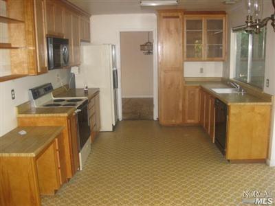 3018 Chestnut Ct, Fairfield, CA 94533 photo 5