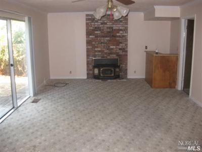 3018 Chestnut Ct, Fairfield, CA 94533 photo 2
