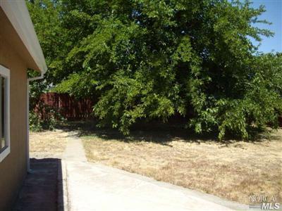 414 Luce Ave, Ukiah, CA 95482 photo 2