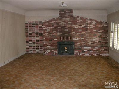 416 Walnut Ave, Ukiah, CA 95482 photo 3