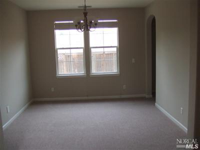 1551 Landmark Dr, Vallejo, CA 94591 photo 4
