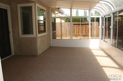180 Raleigh Dr, Fairfield, CA 94533 photo 9