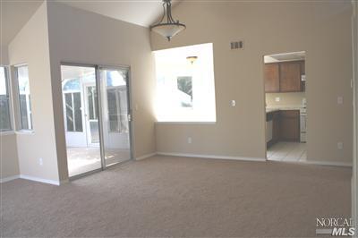 180 Raleigh Dr, Fairfield, CA 94533 photo 5