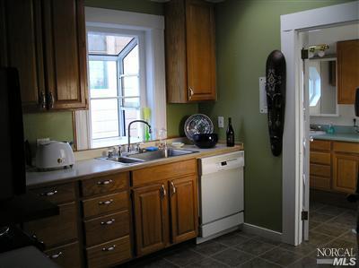 742 Kentucky St, Vallejo, CA 94590 photo 8