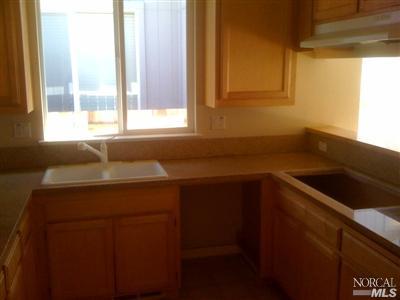 7949 Ferrari Way, Windsor, CA 95492 photo 4
