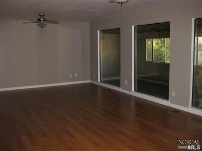 885 Coventry Ln, Fairfield, CA 94533 photo 5