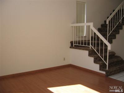 781 Knights Cir, Vallejo, CA 94591 photo 4