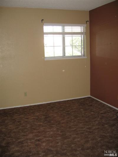 781 Knights Cir, Vallejo, CA 94591 photo 8