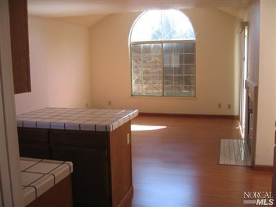781 Knights Cir, Vallejo, CA 94591 photo 2