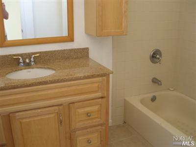 101 Steamer Ln, Vallejo, CA 94591 photo 5