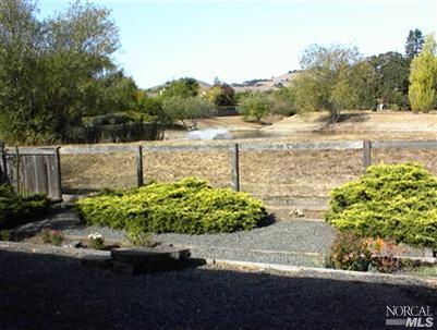 125 Vineyard Cir, Sonoma, CA 95476 photo 13