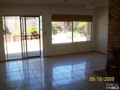 460 Crofters Ct, Fairfield, CA 94533 photo 2