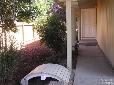 18005 Comstock Ave, Sonoma, CA 95476 photo 2