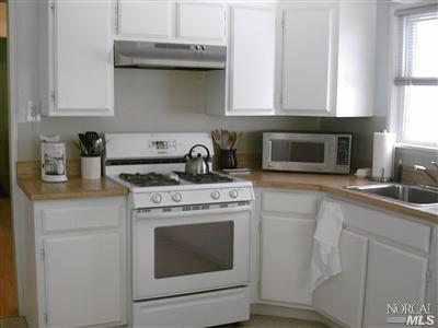 316 E Berna Ave, Napa, CA 94559 photo 8