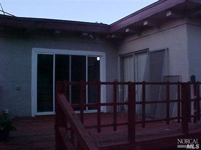 1033 Capitol St, Vallejo, CA 94590 photo 3