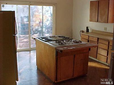 1033 Capitol St, Vallejo, CA 94590 photo 2