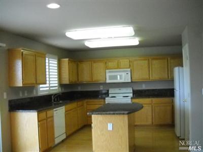 5520 Bordeaux Ct, Vallejo, CA 94591 photo 2
