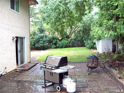 755 Mckenzie Ct, Dixon, CA 95620 photo 8