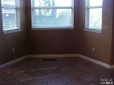 101 Royal Ct, Vallejo, CA 94591 photo 5
