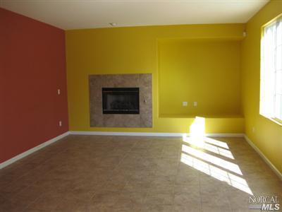 7272 Willow Creek Cir, Vallejo, CA 94591 photo 3