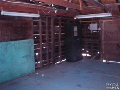 8915 Gaddini Rd, Winters, CA 95694 photo 6