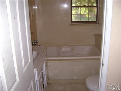 1454 Woolner Ave, Fairfield, CA 94533 photo 5