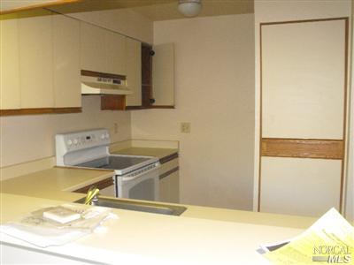 132 Courtyards E, Windsor, CA 95492 photo 3