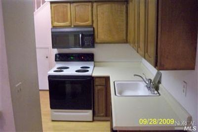 165 Oddstad Dr #93, Vallejo, CA 94589 photo 8