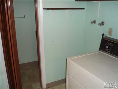 423 Freeway Dr, Napa, CA 94558 photo 8