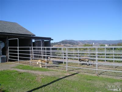 Undisclosed, Sonoma, CA 95476 photo 7