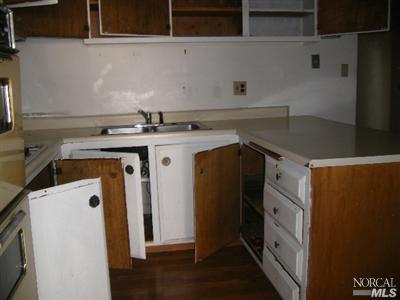 107 Dillon Dr, Vallejo, CA 94589 photo 2