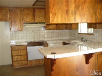 2746 Laurel Dr, Fairfield, CA 94533 photo 2