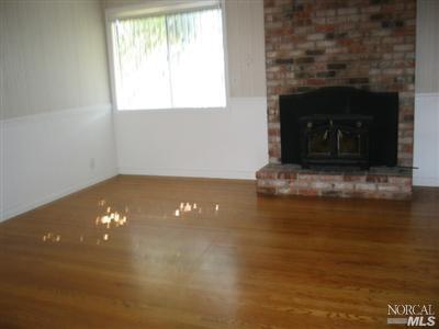 2746 Laurel Dr, Fairfield, CA 94533 photo 5